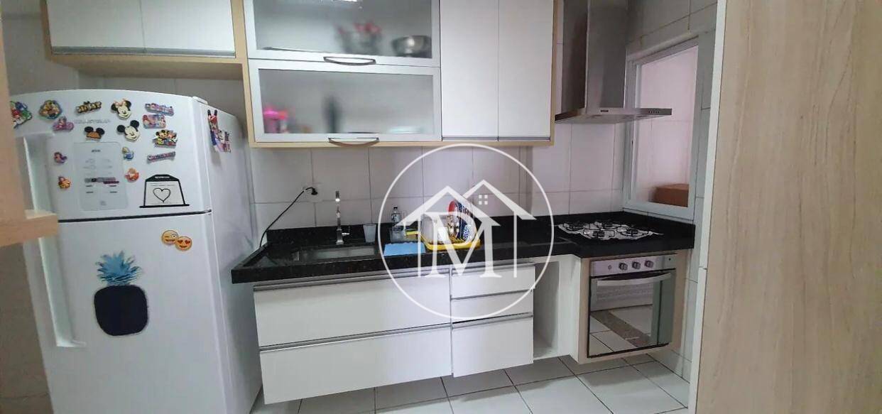 Apartamento à venda com 3 quartos, 96m² - Foto 1