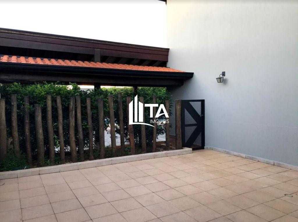 Casa para alugar com 5 quartos, 350m² - Foto 41