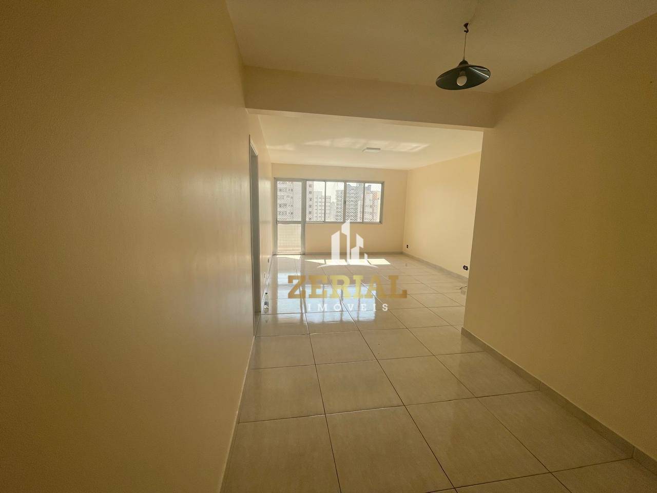 Apartamento para alugar com 3 quartos, 116m² - Foto 2