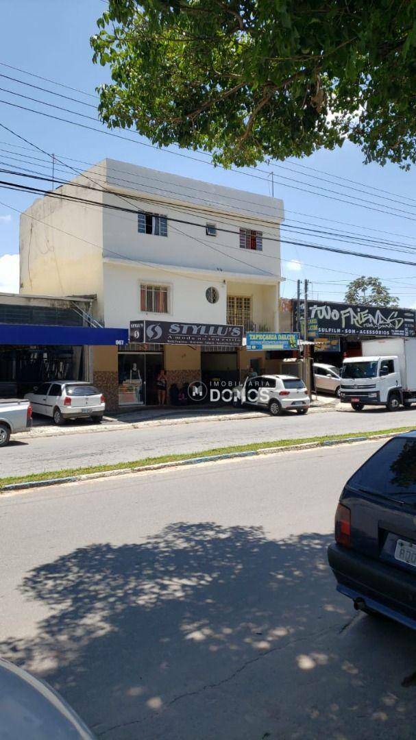 Sobrado à venda com 6 quartos, 363m² - Foto 1