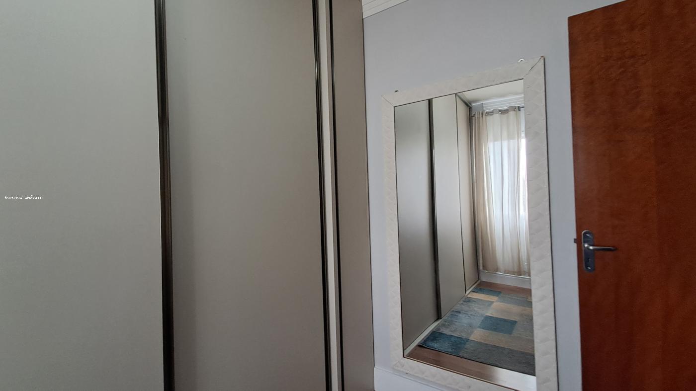 Apartamento à venda com 3 quartos, 76m² - Foto 12