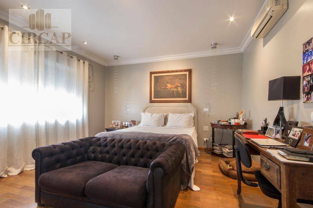 Apartamento à venda e aluguel com 3 quartos, 225m² - Foto 17