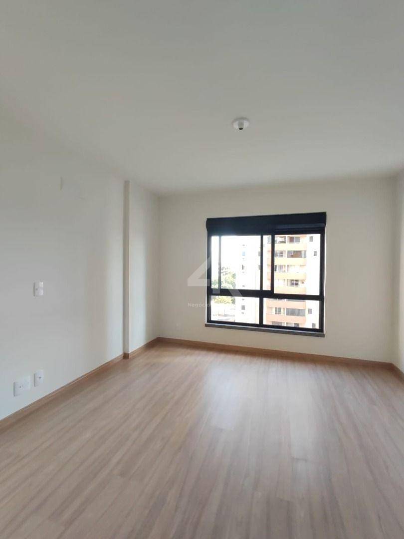 Apartamento à venda com 2 quartos, 63m² - Foto 20