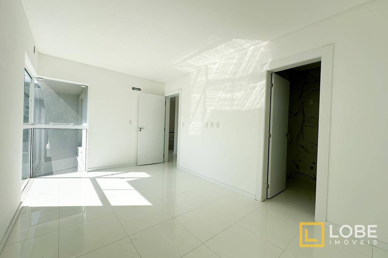 Casa à venda com 3 quartos, 140m² - Foto 15