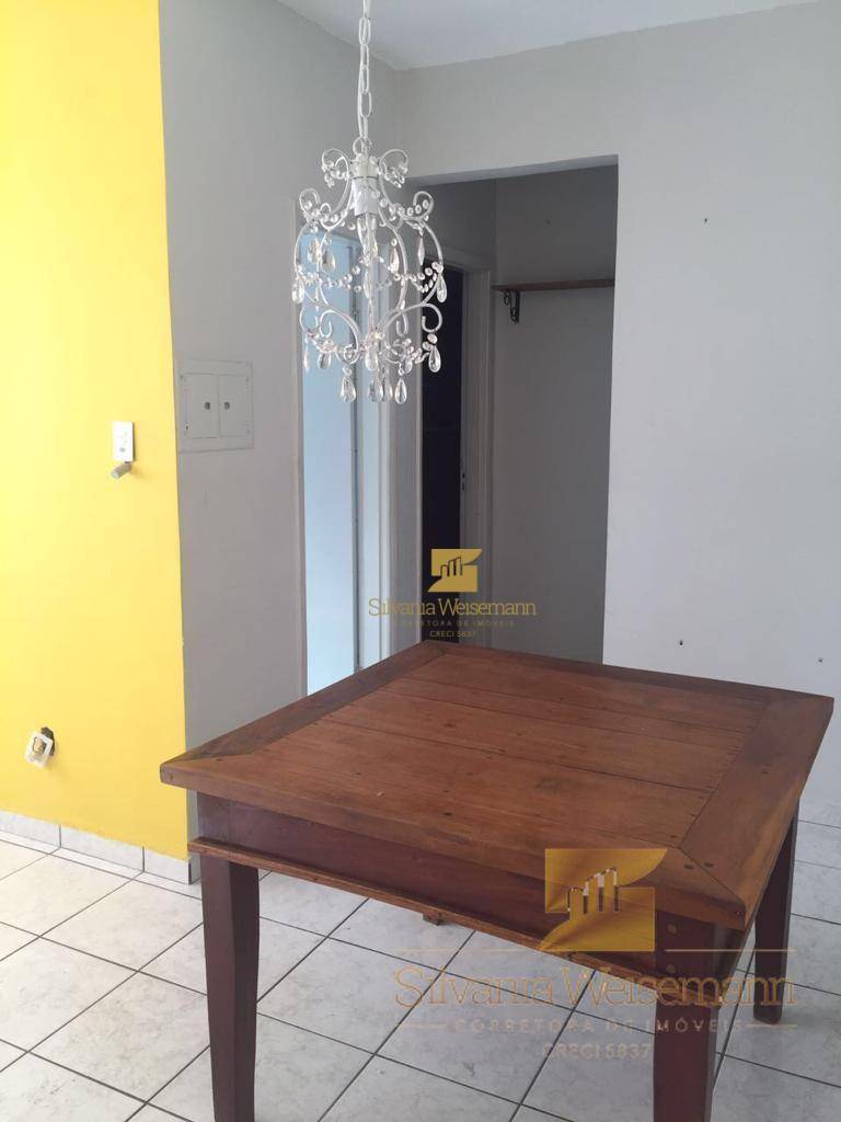 Apartamento à venda com 2 quartos, 60m² - Foto 1