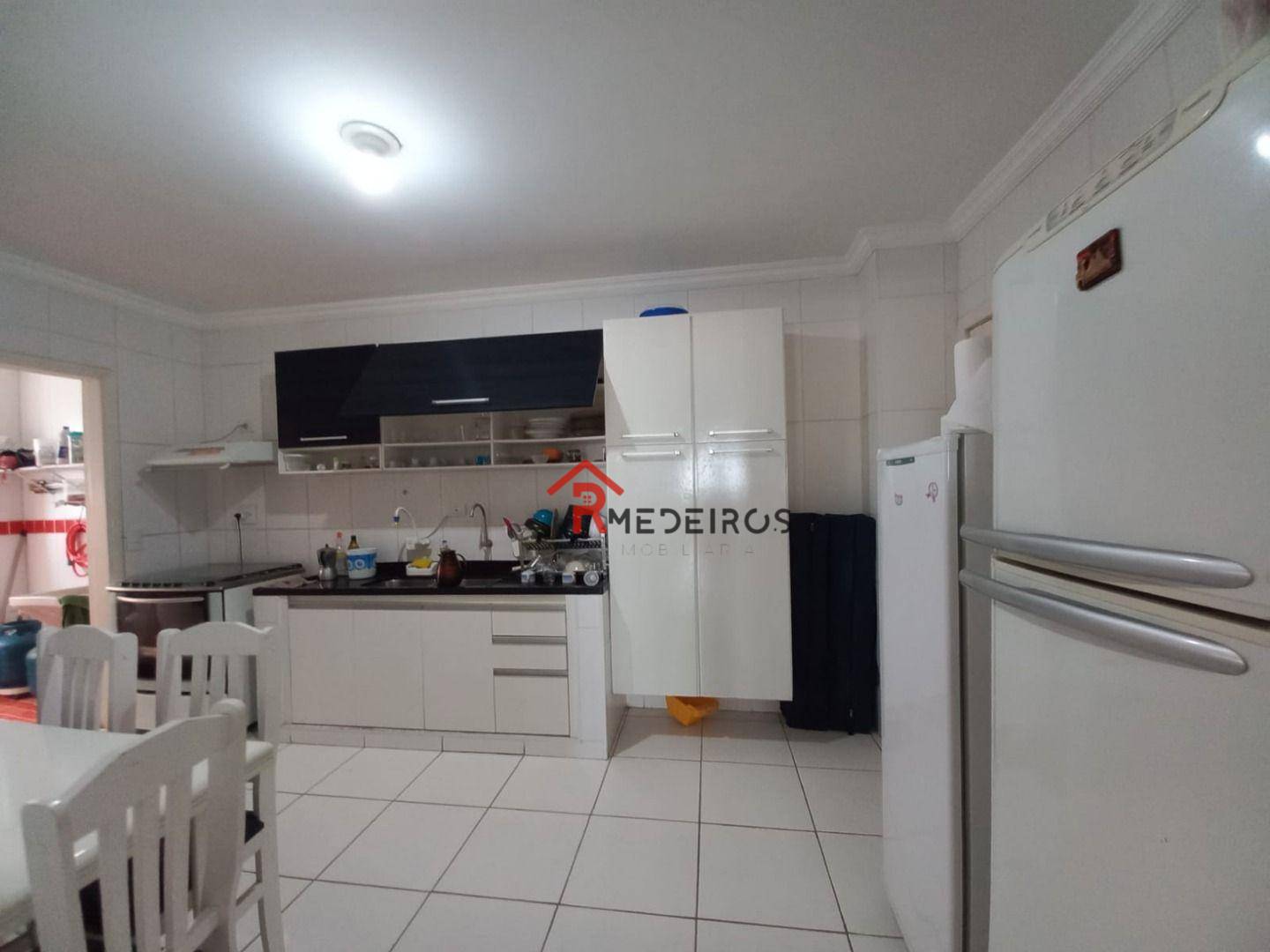 Apartamento à venda com 3 quartos, 154m² - Foto 8