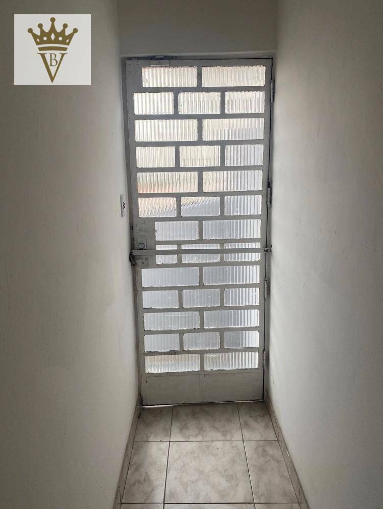 Casa à venda com 5 quartos, 235m² - Foto 16