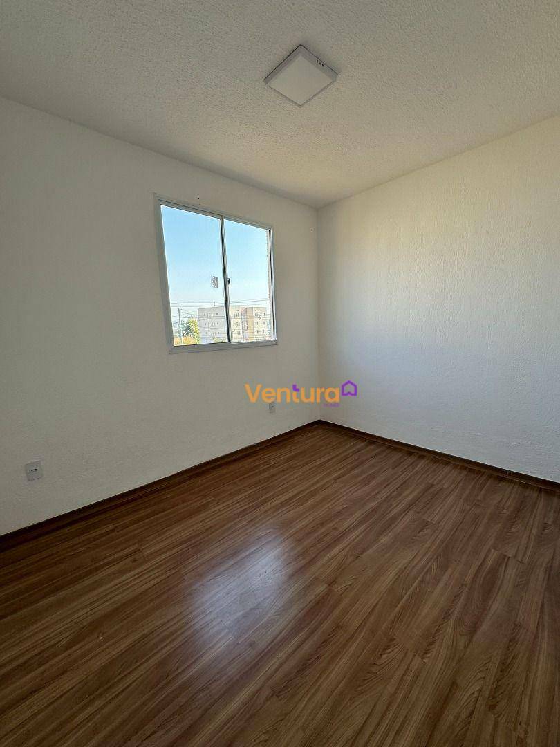 Apartamento para alugar com 2 quartos, 42m² - Foto 4