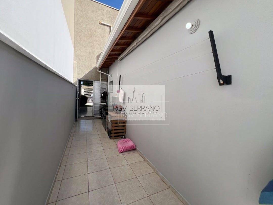 Casa à venda e aluguel com 5 quartos, 300m² - Foto 35