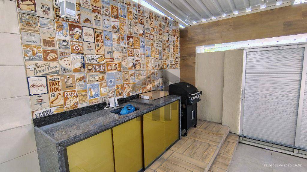 Casa, 3 quartos, 141 m² - Foto 3