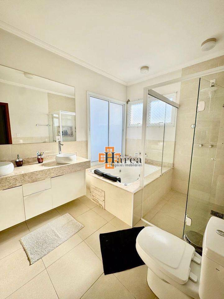 Sobrado à venda com 3 quartos, 255m² - Foto 8