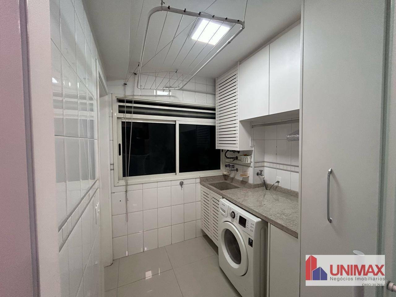 Apartamento para alugar com 3 quartos, 140m² - Foto 8