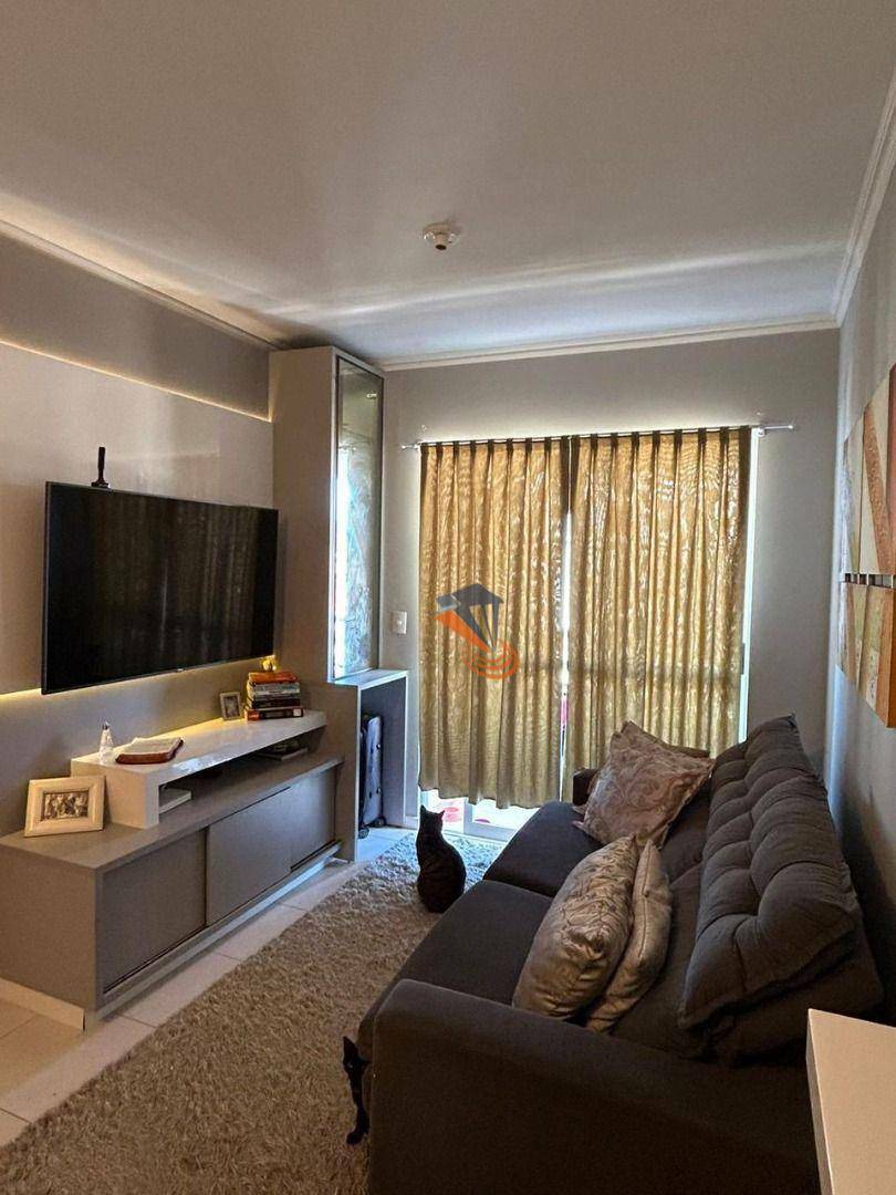 Apartamento à venda com 2 quartos, 69m² - Foto 2