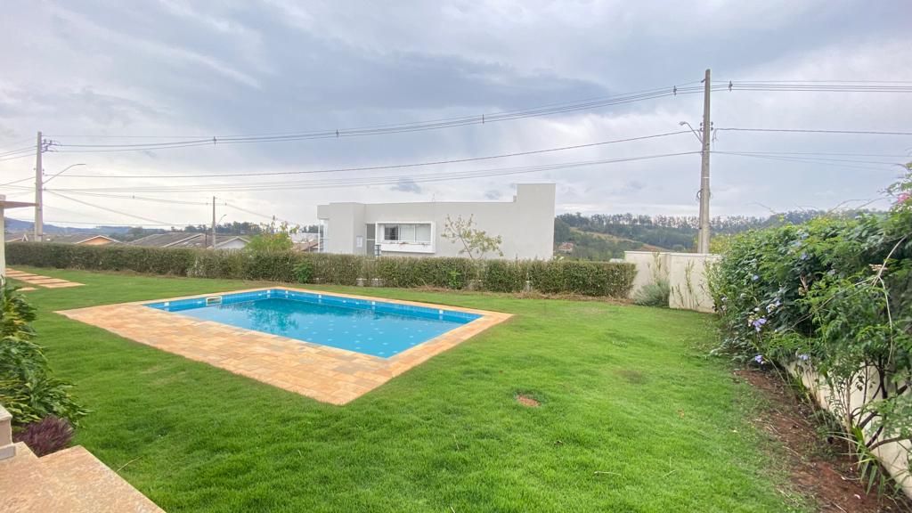 Casa à venda com 3 quartos, 300m² - Foto 35