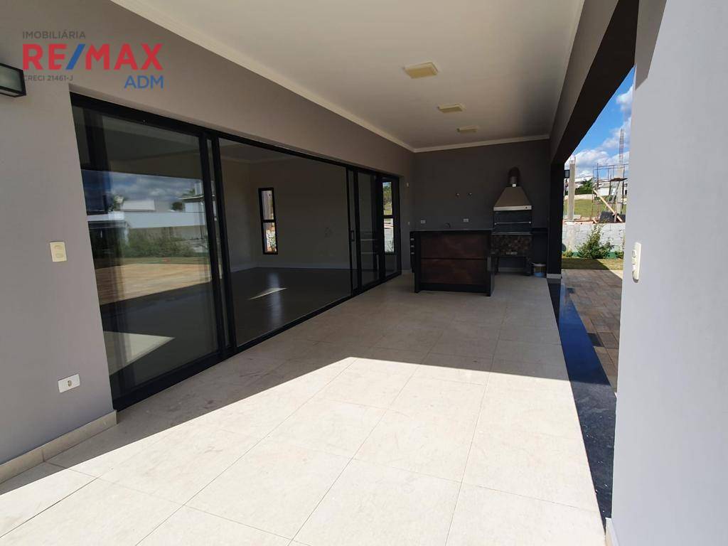 Casa de Condomínio à venda com 4 quartos, 389m² - Foto 38