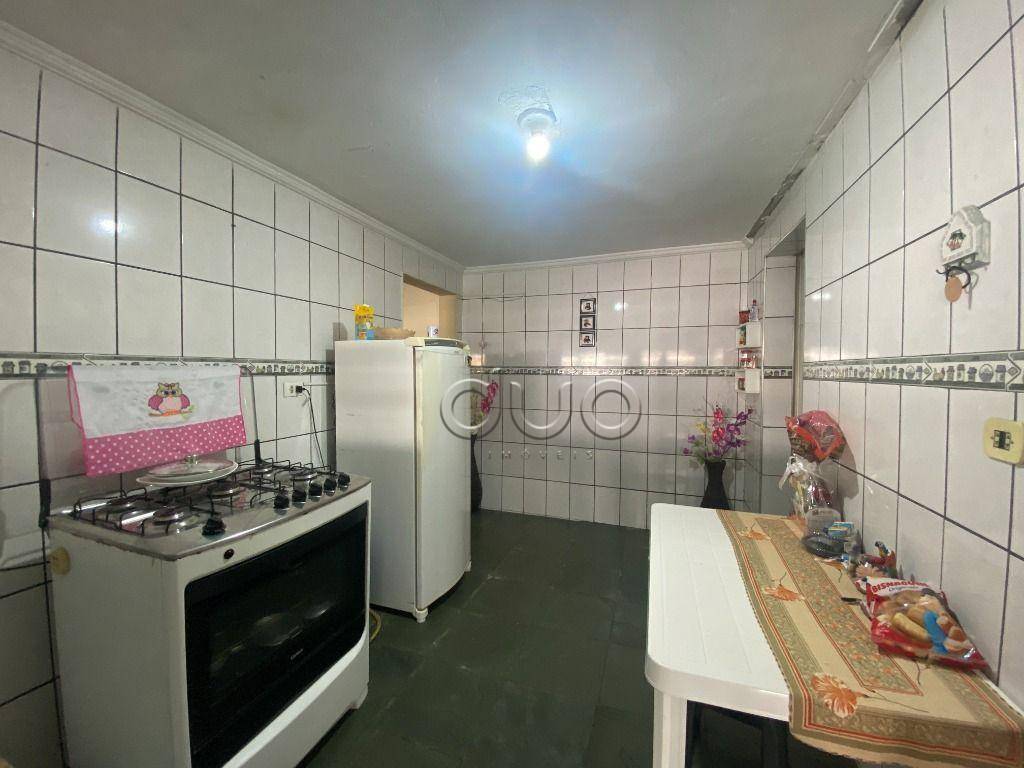 Casa à venda com 3 quartos, 294m² - Foto 24
