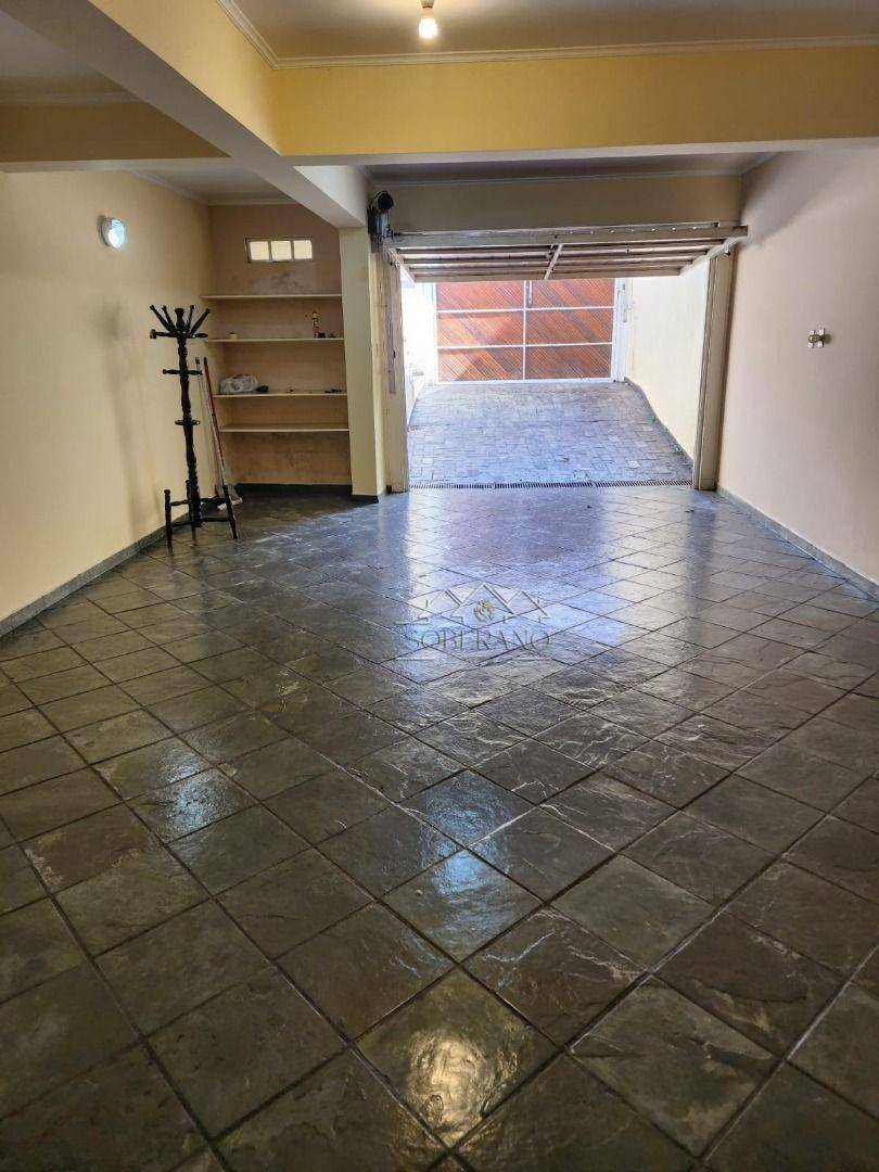 Sobrado à venda e aluguel com 3 quartos, 202m² - Foto 54