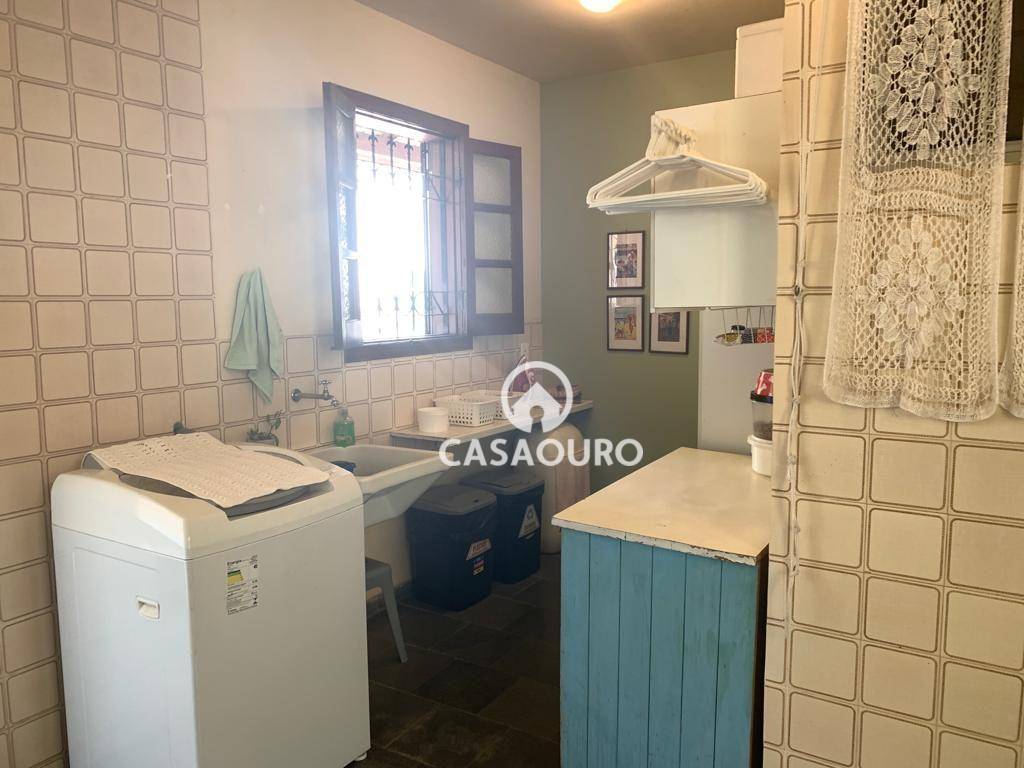 Casa à venda com 4 quartos, 251m² - Foto 40