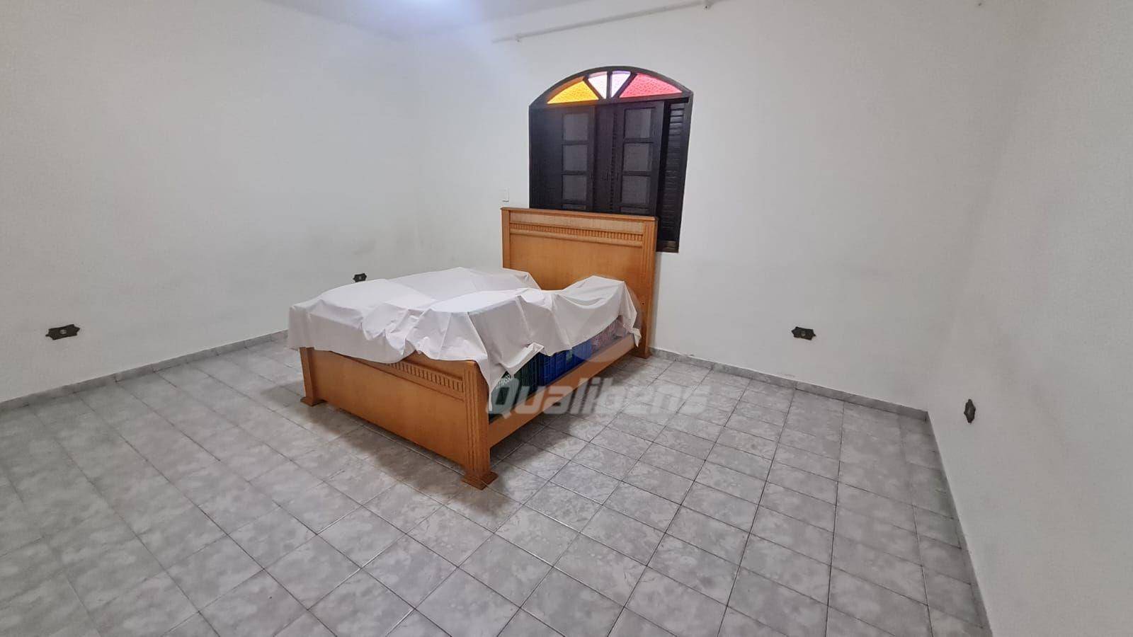 Casa à venda com 2 quartos, 141m² - Foto 8