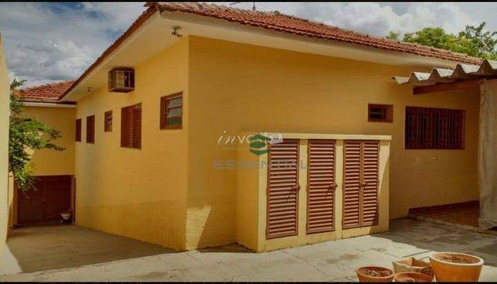 Casa à venda e aluguel com 3 quartos, 320m² - Foto 19