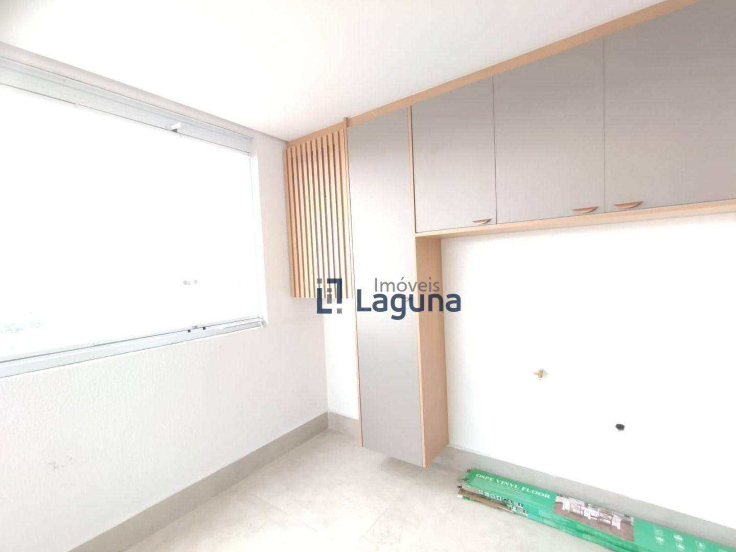 Apartamento à venda com 2 quartos, 70m² - Foto 9