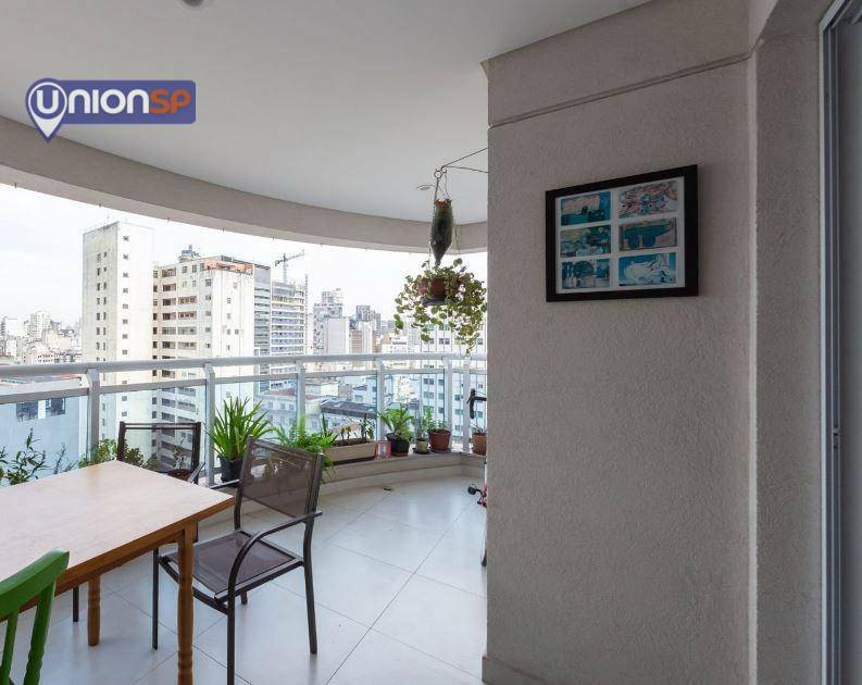 Apartamento à venda com 2 quartos, 65m² - Foto 4