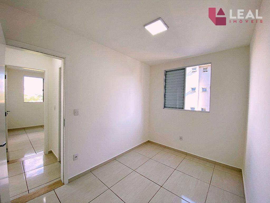 Apartamento à venda com 2 quartos, 55m² - Foto 10