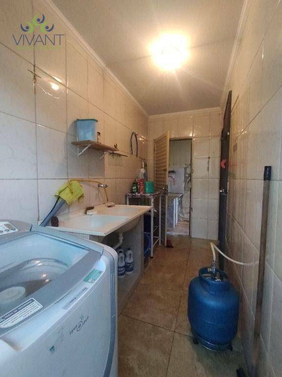 Sobrado à venda com 3 quartos, 178m² - Foto 13