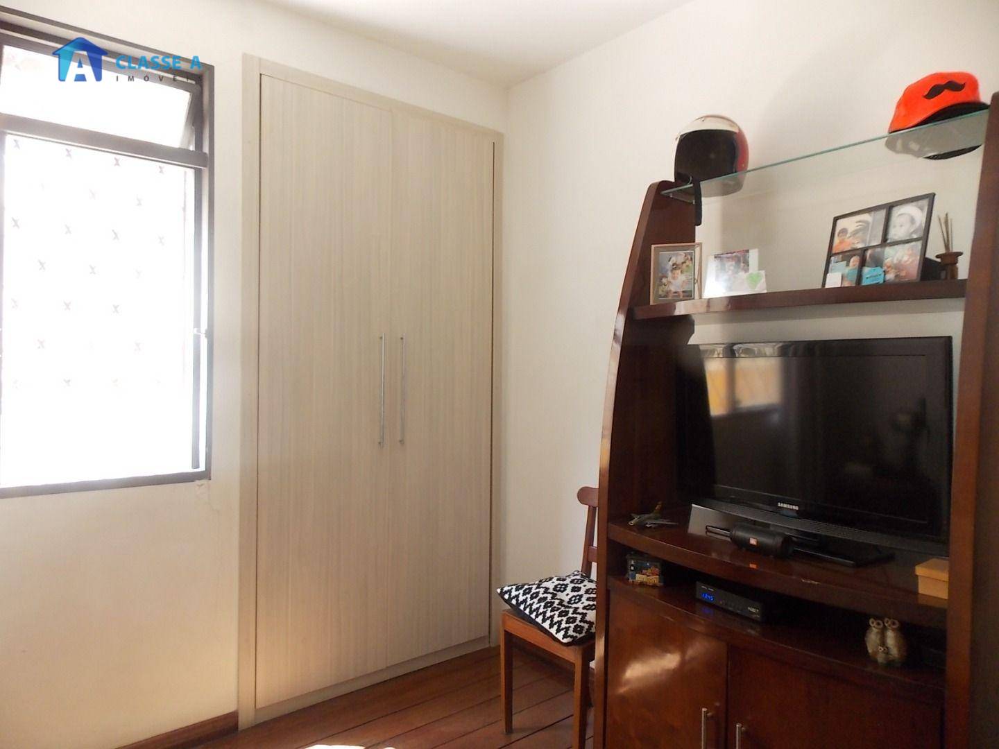 Apartamento à venda com 3 quartos, 120m² - Foto 11