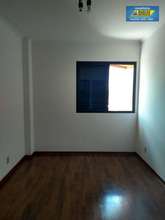 Apartamento à venda com 3 quartos, 98m² - Foto 16