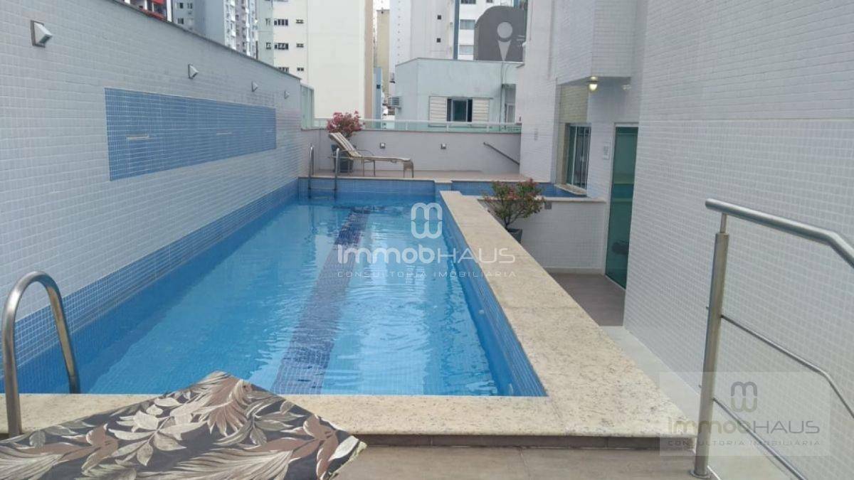 Apartamento à venda com 3 quartos, 132m² - Foto 9