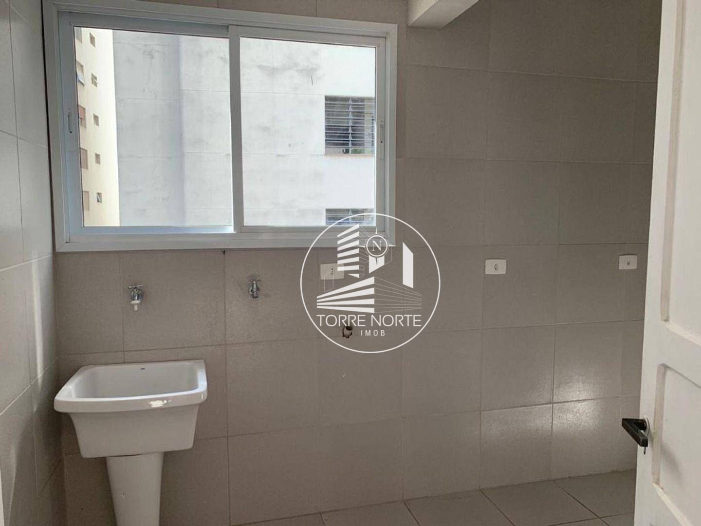 Apartamento à venda com 3 quartos, 144m² - Foto 10