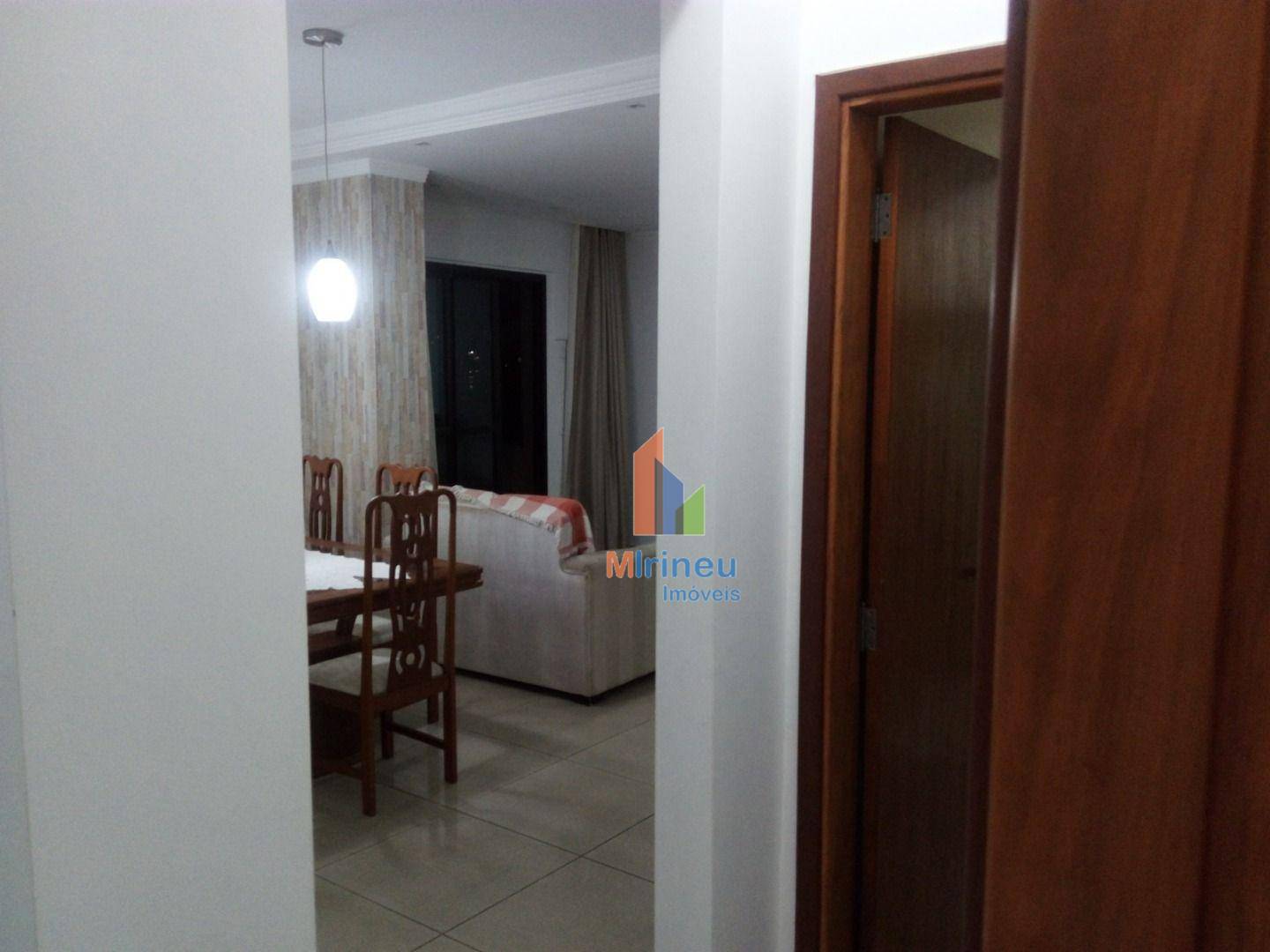 Apartamento à venda com 3 quartos, 100m² - Foto 6