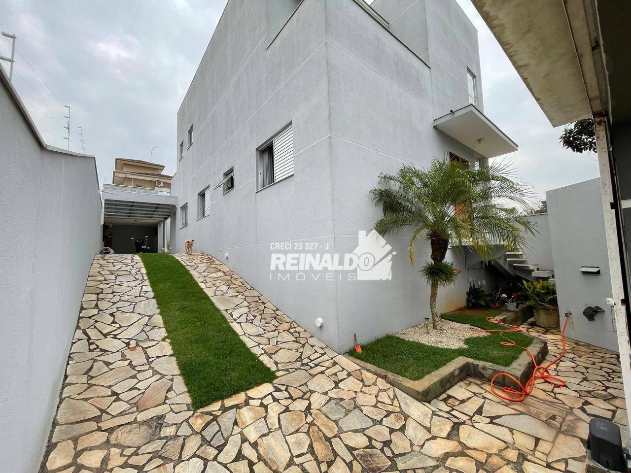 Casa à venda com 3 quartos, 201m² - Foto 24