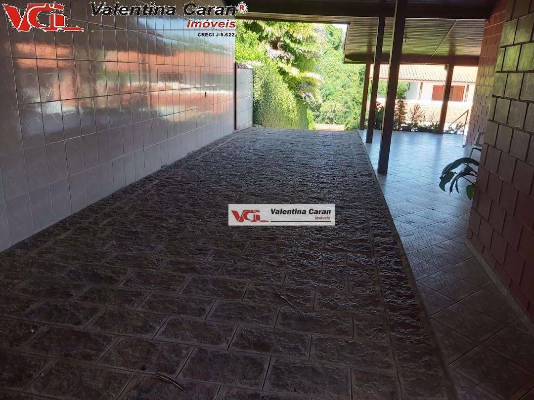 Chácara à venda com 3 quartos, 400m² - Foto 2