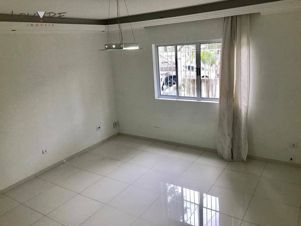 Casa à venda e aluguel com 3 quartos, 160m² - Foto 4