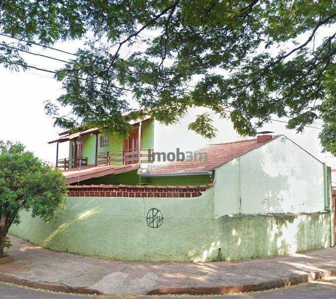 Casa à venda com 3 quartos, 73m² - Foto 2