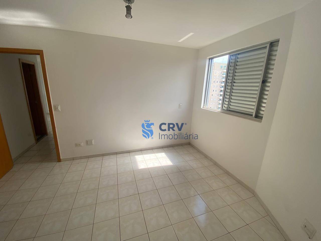 Apartamento à venda com 2 quartos, 64m² - Foto 9