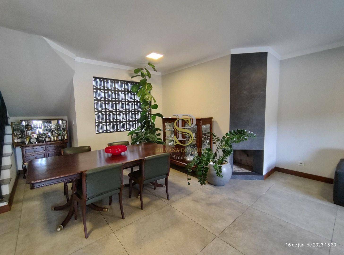 Casa para alugar com 3 quartos, 260m² - Foto 8