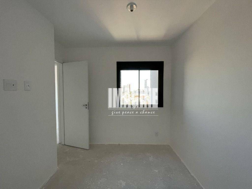 Apartamento à venda com 2 quartos, 44m² - Foto 13