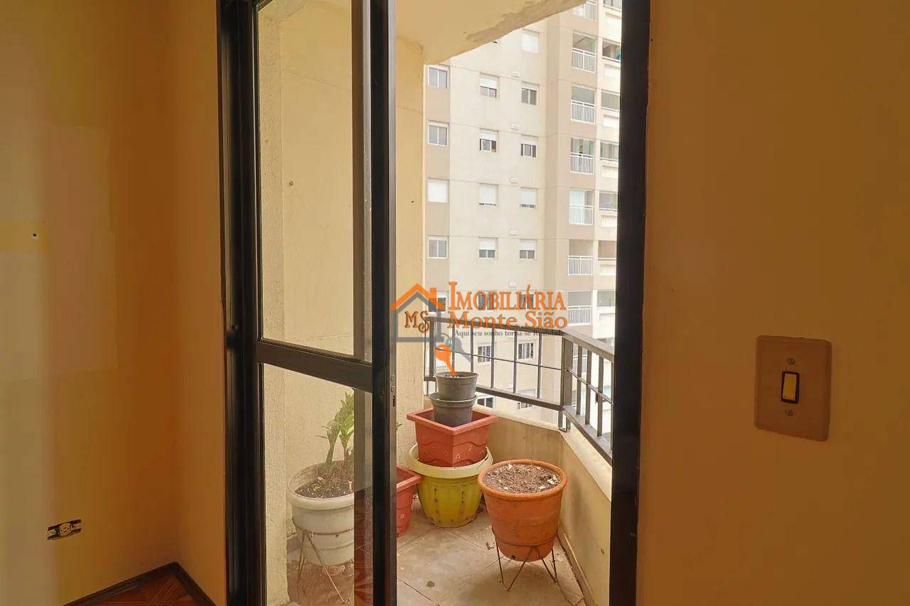 Apartamento à venda com 2 quartos, 62m² - Foto 2