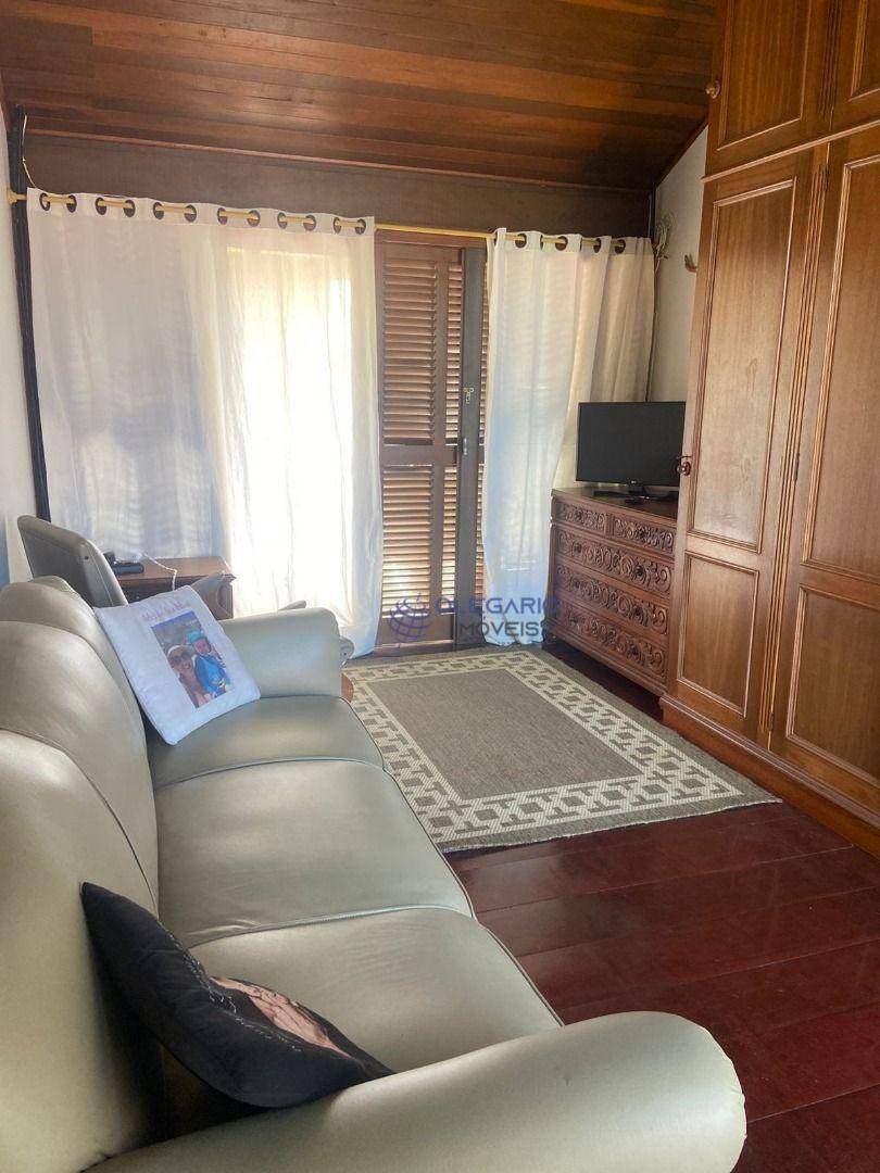 Sobrado à venda com 3 quartos, 292m² - Foto 29