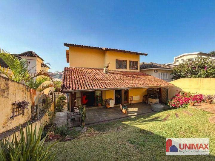 Casa de Condomínio à venda com 4 quartos, 325m² - Foto 1