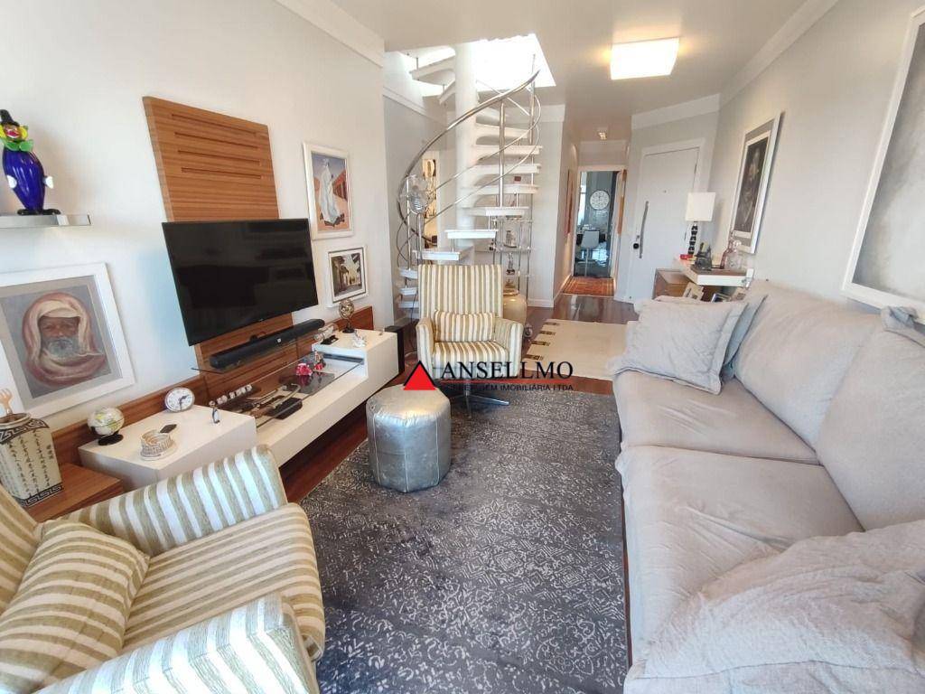 Cobertura, 3 quartos, 219 m² - Foto 1