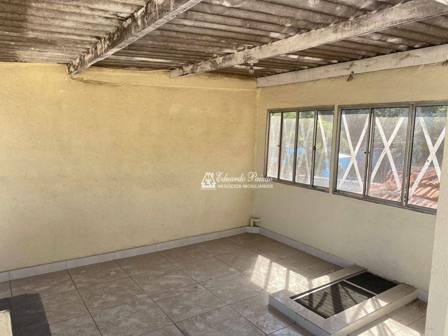 Casa à venda e aluguel com 4 quartos, 220m² - Foto 29