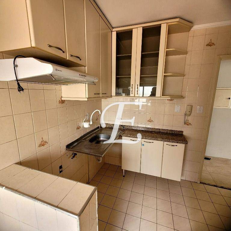 Apartamento à venda com 2 quartos, 62m² - Foto 4