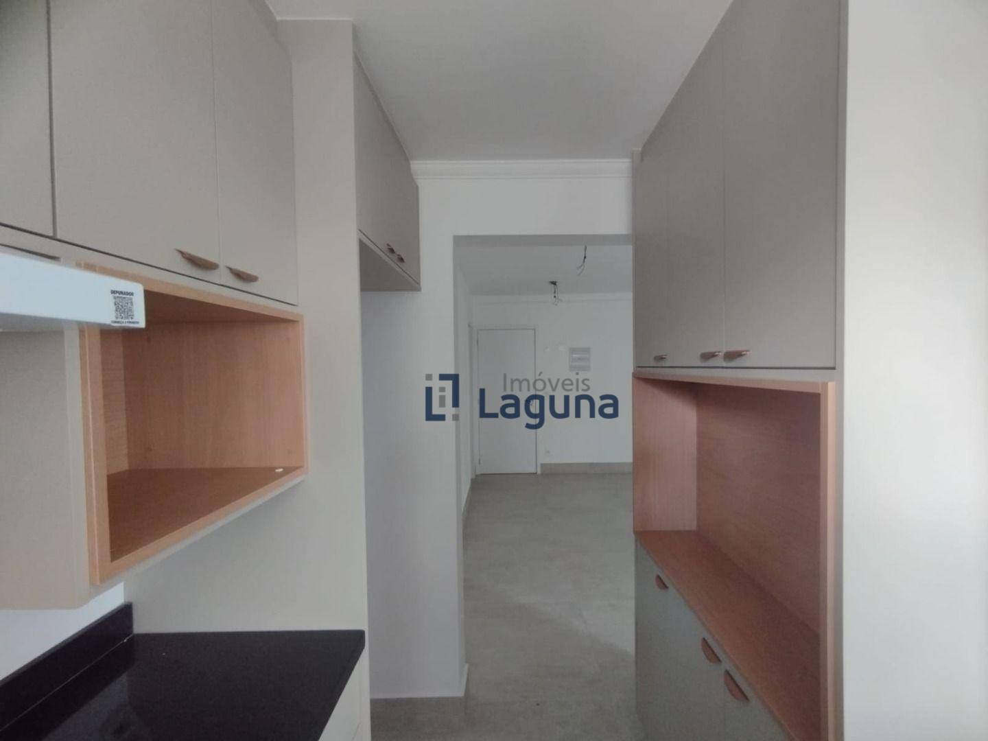 Apartamento para alugar com 1 quarto, 65m² - Foto 17