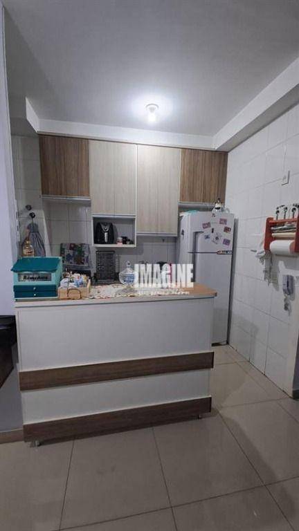 Apartamento à venda com 2 quartos, 46m² - Foto 6