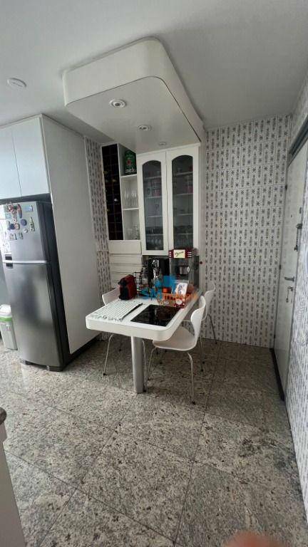 Apartamento à venda com 3 quartos, 112m² - Foto 15