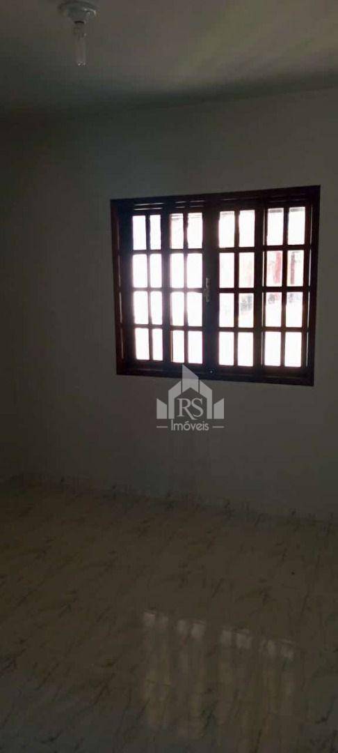 Casa à venda com 2 quartos, 72m² - Foto 8